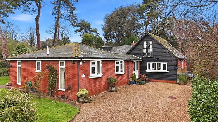 4 Bedroom Detached House For Sale In Cherry Tree Road, Woodbridge, Suffolk, IP12