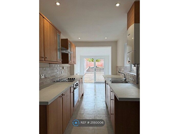 2 Bedroom Semi-Detached House To Rent In Bransford Road, Worcester, WR2