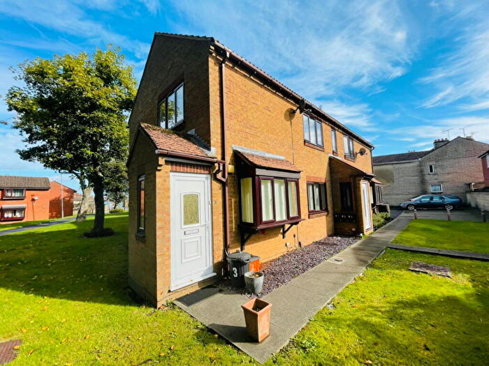 1 Bedroom Flat For Sale In Erin Court, Swindon, SN1