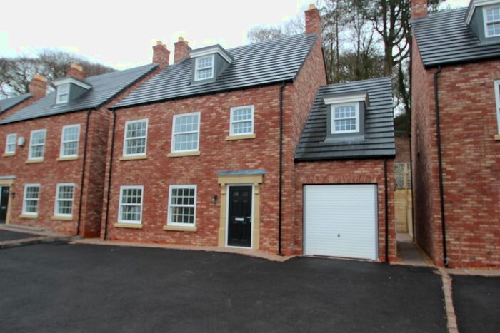 5 Bedroom Detached House To Rent In Lightwood Road, Lightwood, Longton, Stoke-On-Trent ST3