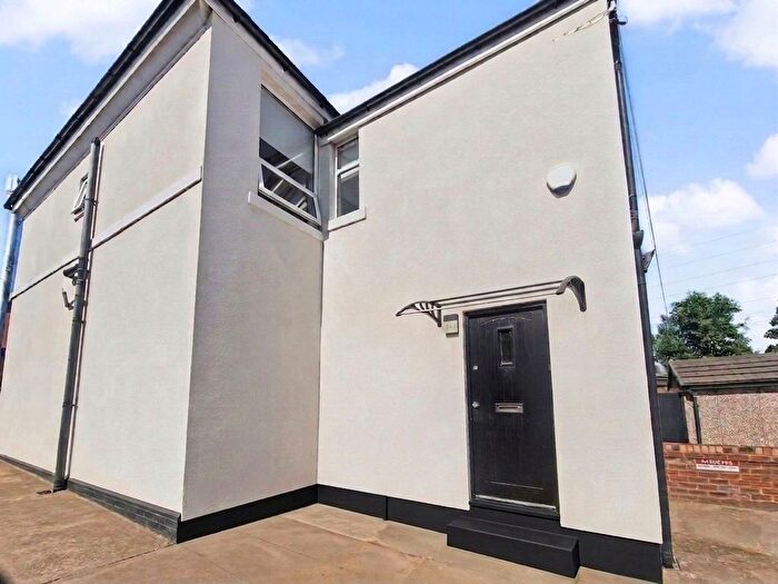 1 Bedroom Flat To Rent In Bury Old Road, Whitefield, M45
