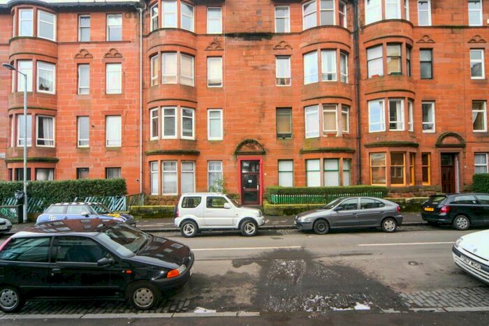 2 Bedroom Flat To Rent In Flat /, Fairlie Park Drive, G11