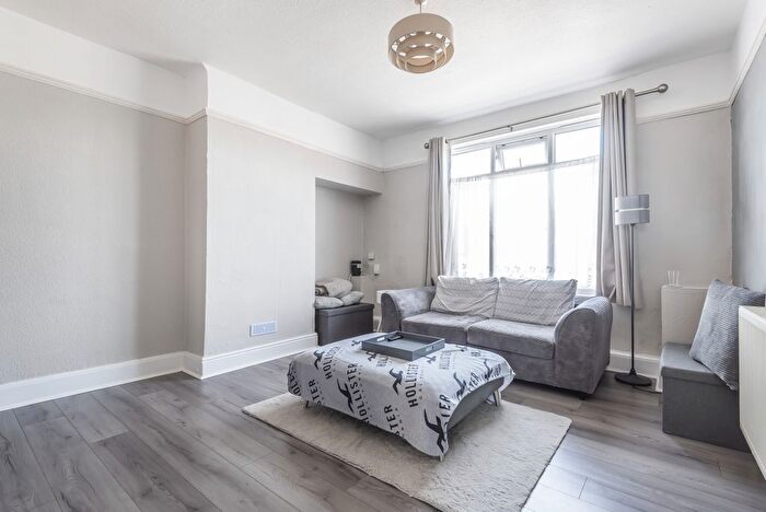 1 Bedroom Flat To Rent In Westmount Road, London, SE9