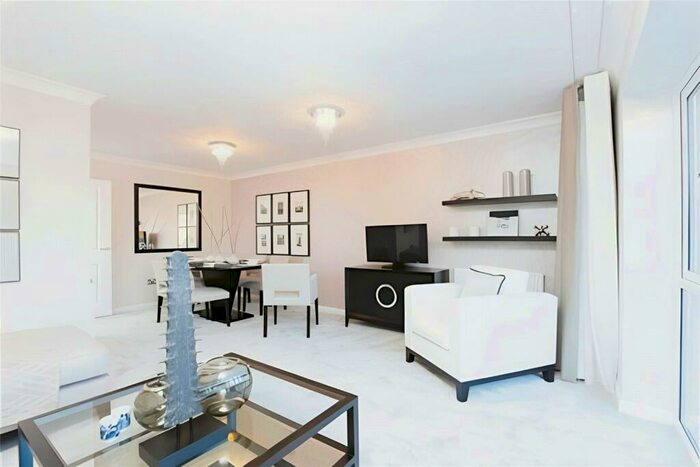 3 Bedroom Terraced House To Rent In Castleridge Drive, Greenhithe, Kent, DA9