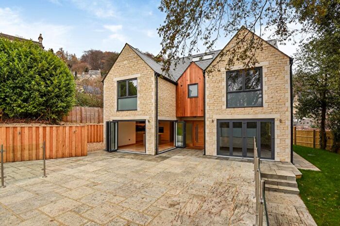 4 Bedroom Detached House For Sale In Station Road, Nailsworth, Stroud, Gloucestershire, GL6