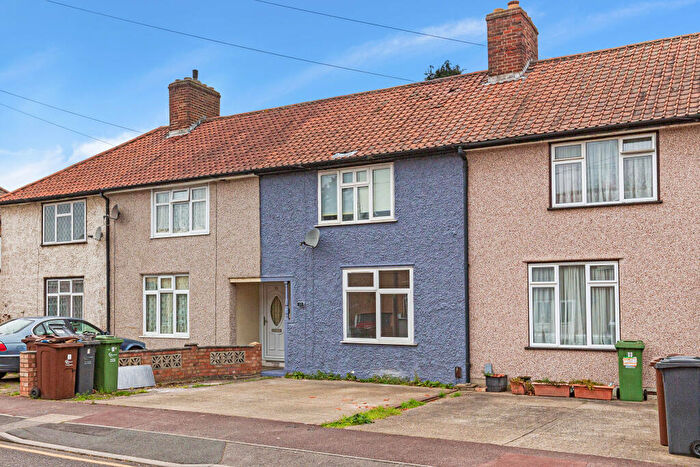 3 Bedroom Terraced House To Rent In Harris Road, Dagenham, RM9