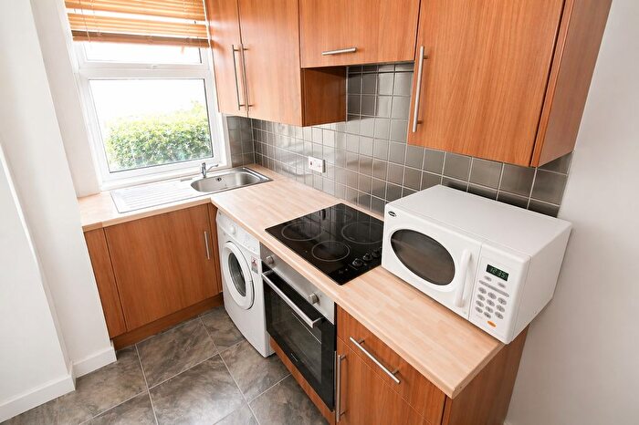 3 Bedroom Terraced House To Rent In Lumley Avenue, Leeds, West Yorkshire, LS4