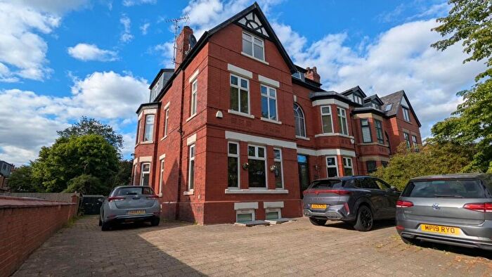 3 Bedroom Duplex For Sale In Wilbraham Road, Chorlton, M21