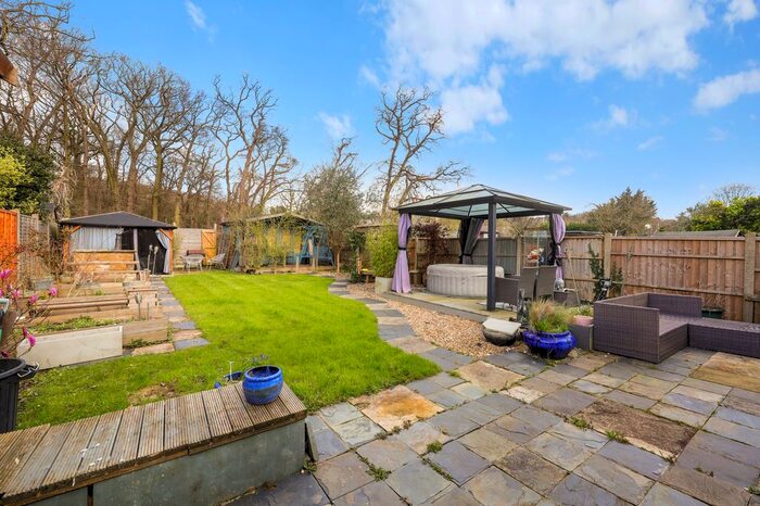 6 Bedroom Terraced House To Rent In St. Oswald's Road, London, SW16