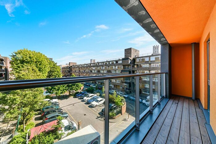 2 Bedroom Flat To Rent In Crowder Street, London, E1
