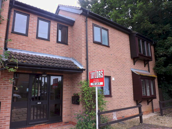 1 Bedroom Flat To Rent In Wildmoor, Abingdon, OX14