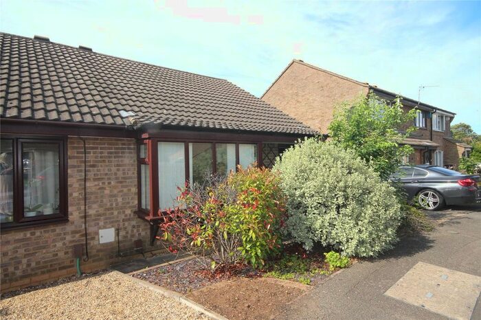 2 Bedroom Bungalow To Rent In Ludlow Close, Northampton, NN3