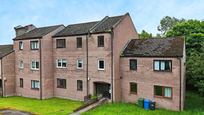 2 Bedroom Flat For Sale In Lomond Way, Inverness, IV3
