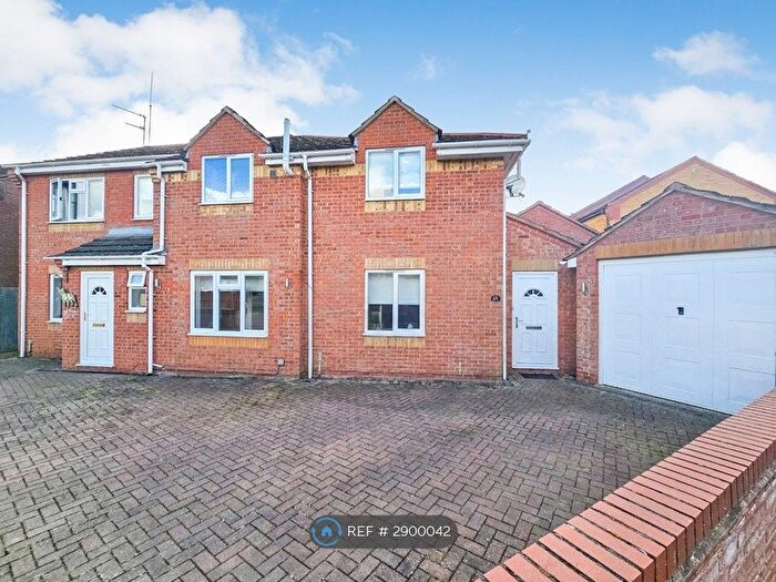 2 Bedroom Semi-Detached House To Rent In Primrose Way, Stamford, PE9