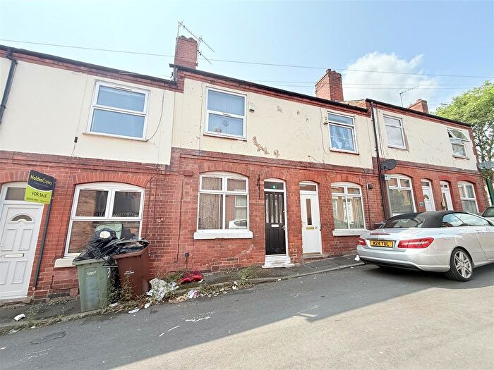 2 Bedroom Terraced House For Sale In St. Pauls Terrace, Nottingham, NG7