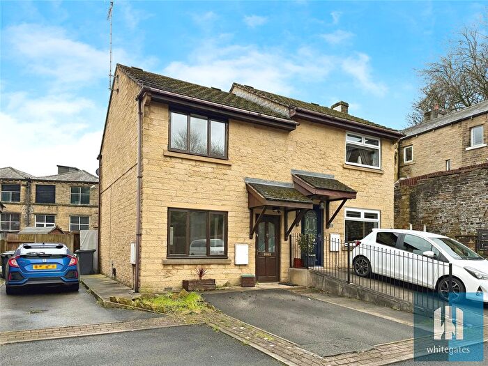 2 Bedroom Semi-Detached House To Rent In Sunnybank View, Longwood, Huddersfield, HD3