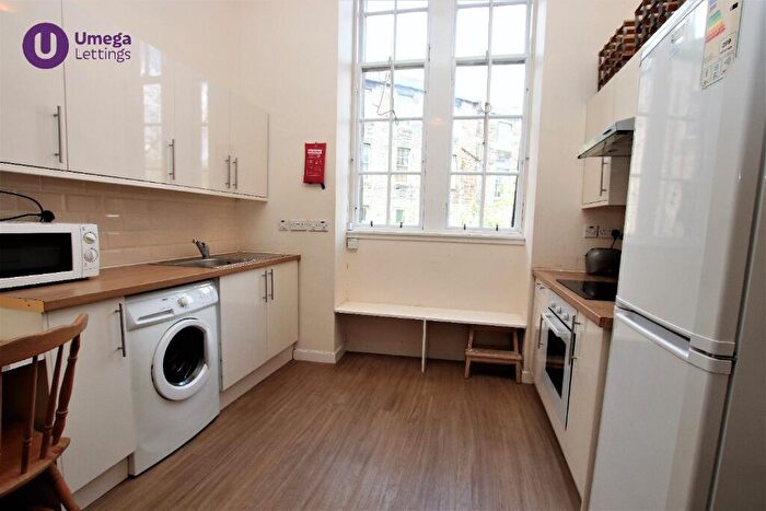 2 Bedroom Apartment To Rent In Glen Street, Tollcross, Edinburgh, EH3