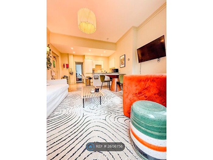 2 Bedroom Flat To Rent In Denmark Terrace, Brighton, BN1