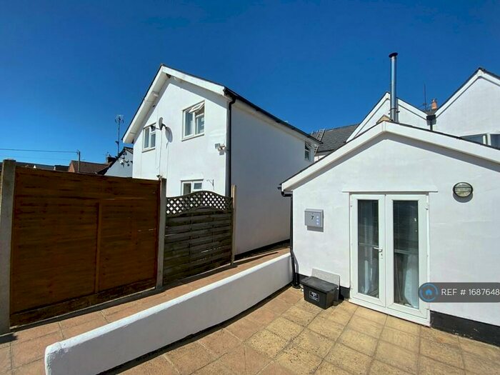 1 Bedroom Flat To Rent In High Street, Semington, Trowbridge, BA14