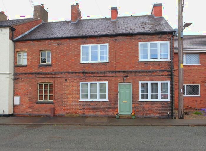 3 Bedroom End Of Terrace House For Sale In Church Street, Appleby Magna, DE12