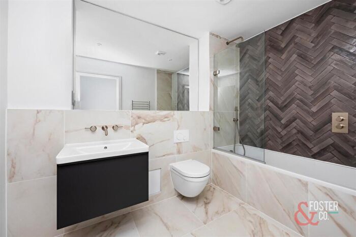 2 Bedroom Apartment To Rent In Clarendon Villas, Hove, BN3
