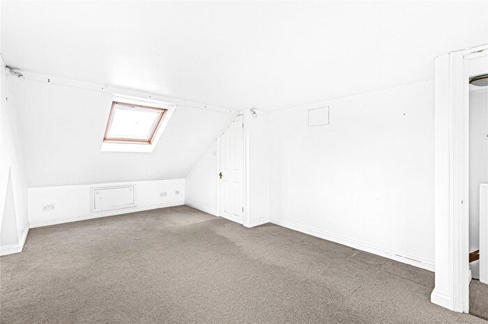 3 Bedroom Terraced House For Sale In Sunningwell Road, New Hinksey, OX1