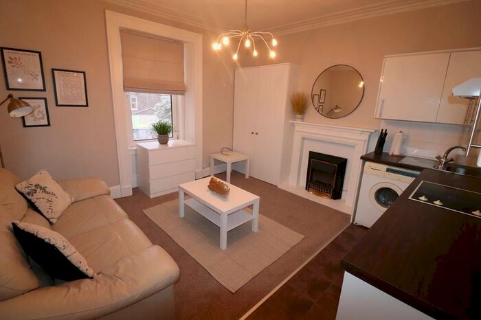 1 Bedroom Flat To Rent In Skene Street, First Floor Right, AB10