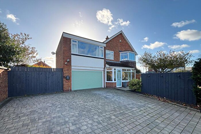 4 Bedroom Semi Detached House For Sale In Western Way, Whitley Bay, Tyne & Wear, NE26