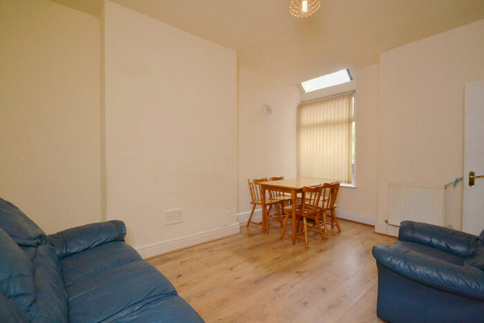 4 Bedroom Terraced House To Rent In Monica Grove, Fallowfield, Manchester, M19