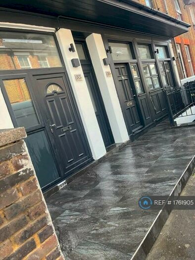 2 Bedroom Maisonette To Rent In Scott Street, Maidstone, ME14