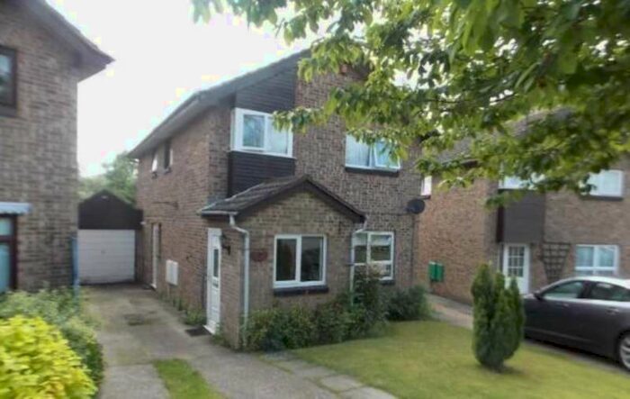 4 Bedroom Detached House To Rent In Medeswell, Furzton, MK4