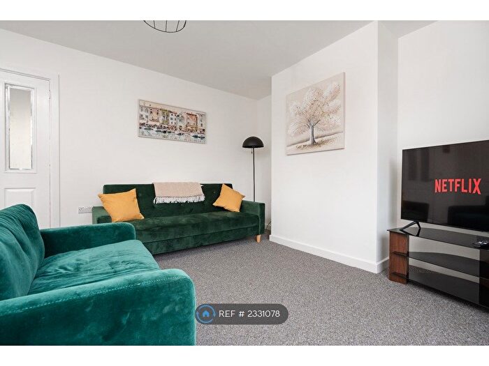 3 Bedroom Semi-Detached House To Rent In Woodhouse Crescent, Trench, Telford, TF2