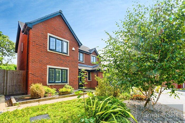 4 Bedroom Detached House For Sale In Hewlett Way, Westhoughton, Bolton, BL5