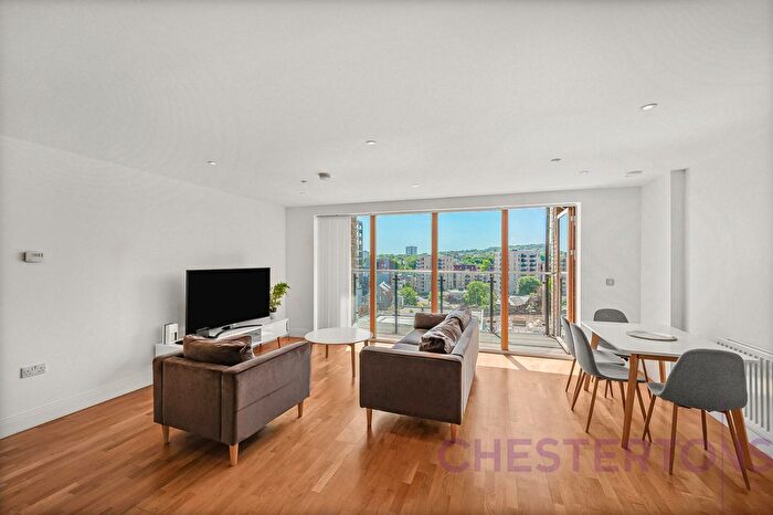 2 Bedroom Flat To Rent In Golding Lodge, Wellington Street, SE18