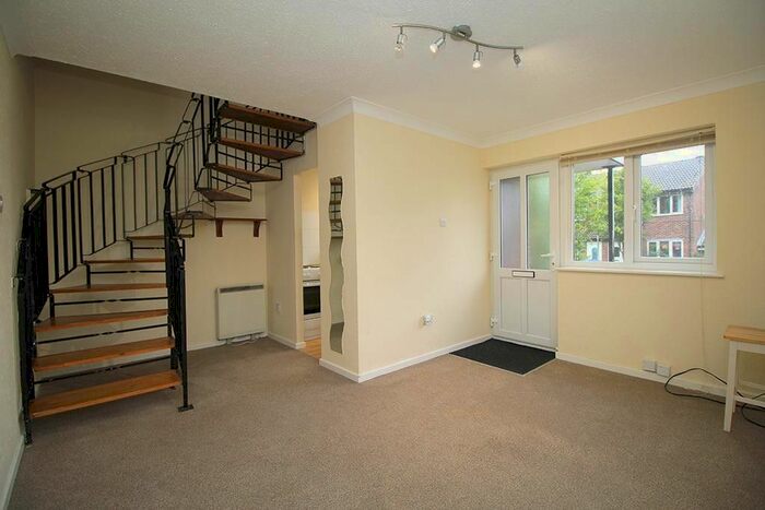 1 Bedroom Maisonette To Rent In Pennine Close, Shepshed, LE12