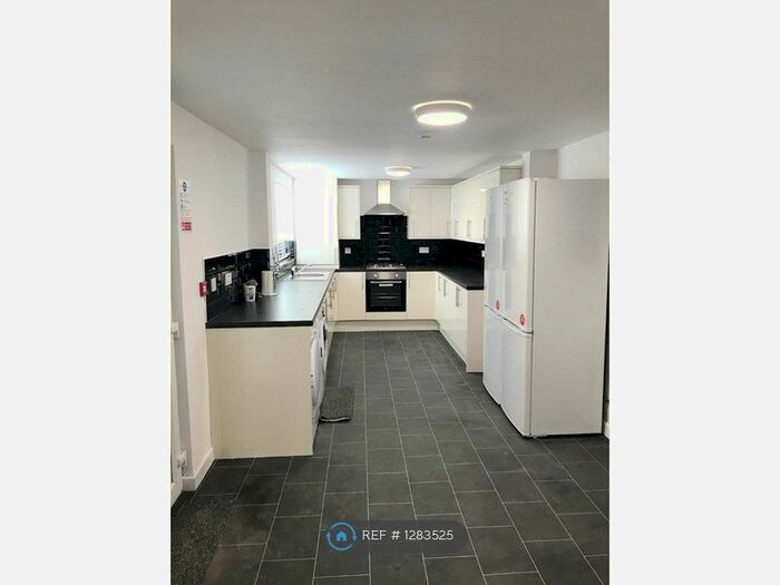 6 Bedroom Terraced House To Rent In Leopold Road, Kensington, Liverpool L7