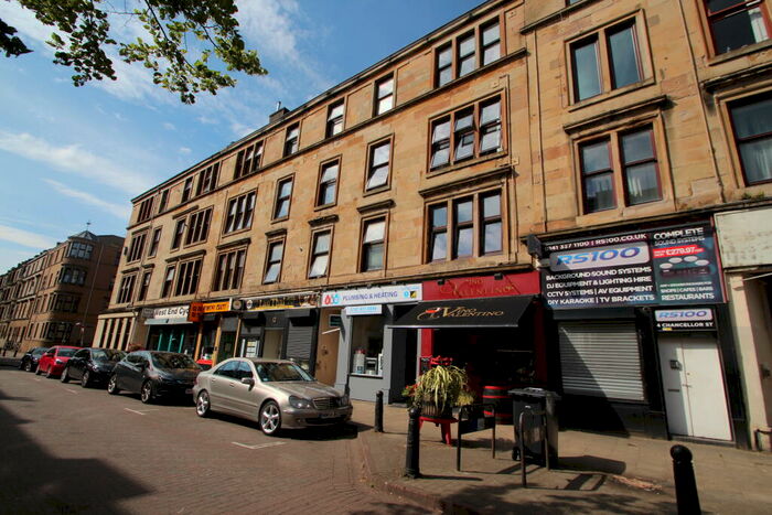 2 Bedroom Flat To Rent In Chancellor Street, Partick, G11
