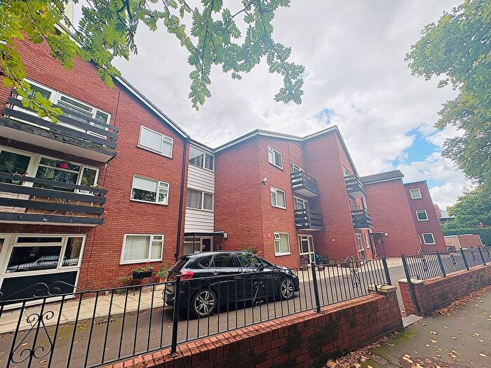 2 Bedroom Flat To Rent In Hazelwood Court, Derby Road, Urmston, M41