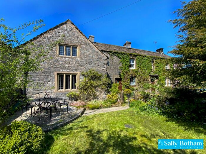 5 Bedroom Detached House For Sale In Sheldon, Bakewell, DE45