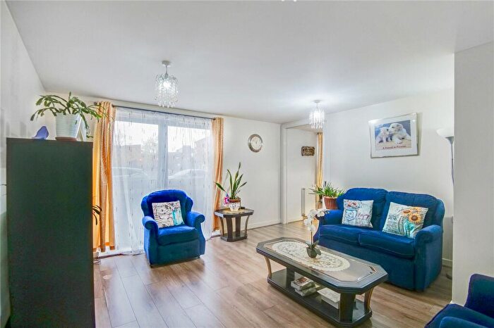 2 Bedroom Flat For Sale In Golspie Street, Glasgow, Glasgow City, G51
