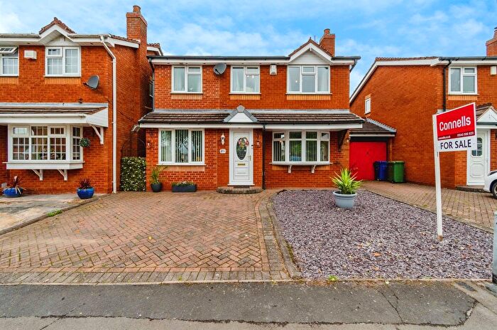 3 Bedroom Detached House For Sale In Blake Close, Cannock, WS11