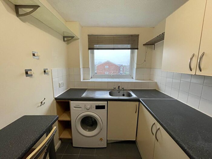 1 Bedroom Flat To Rent In Epping Green, Hemel Hempstead, HP2