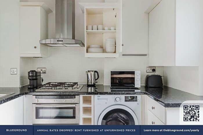 2 Bedroom Flat To Rent In Camden Town, London, NW1