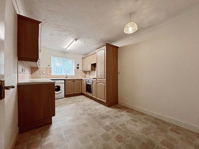 3 Bedroom Detached Bungalow For Sale In Brewster Close, Halstead, CO9
