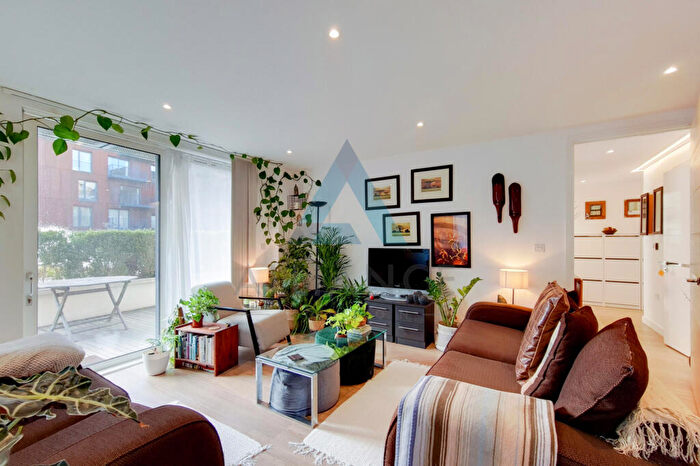 2 Bedroom Apartment To Rent In Royal Victoria Garden, SE16