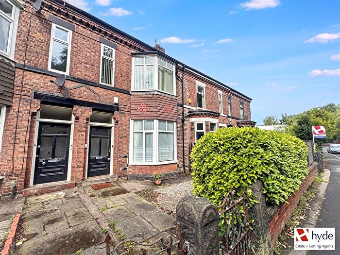 1 Bedroom Flat To Rent In Bury Old Road, Prestwich, M25