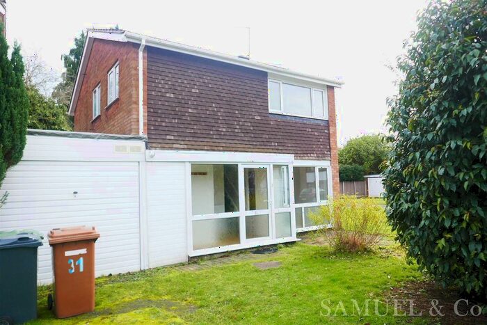 4 Bedroom Detached House To Rent In Ravensdale Gardens, Walsall, WS5