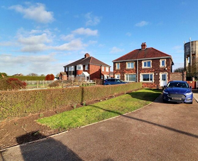 3 Bedroom Semi-Detached House For Sale In Belton Road, Epworth, Doncaster, Lincolnshire, DN9