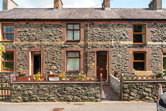 2 Bedroom Terraced House For Sale In Victoria Terrace, Llanberis, Caernarfon, Gwynedd, LL55