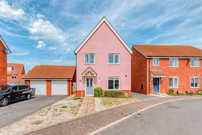 4 Bedroom Detached House For Sale In Silver Birch Road, Dereham, NR20